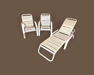 299 SetofWhitePatioLoungeChairArmchairswVinylStrapping