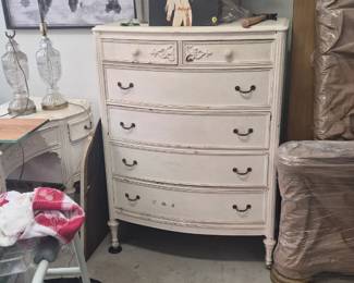 Vintage dresser