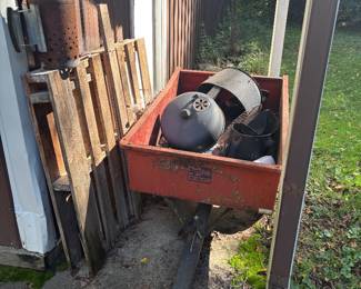 small pull behind cart