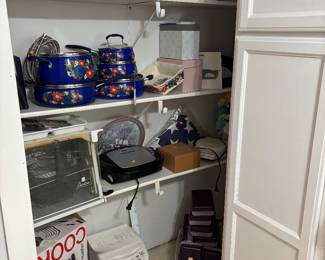 kitchenwares