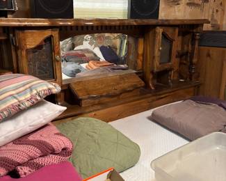King size Bed