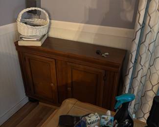credenza