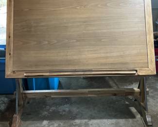 New drawing table/desk