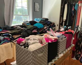 Women’s clothing, an entire bedroom packed with clothing size L-XL