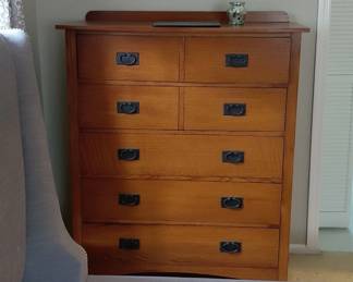 Stickley Mission Oak Chest of Drawers second image