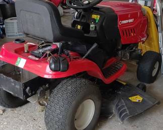 TroyBilt Bronco Riding Mower third image