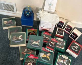 136 assortedchristmasornaments