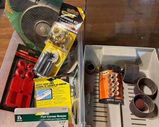 072 assortedhardwareandrotarytoolaccess