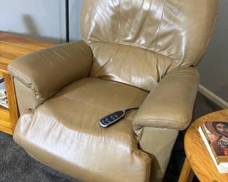 005 lazboypowerreclinerleatherarmchair