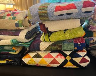 Quality Handmade Quilts *some quilt prices are firm and will not be reduced on Day 2
