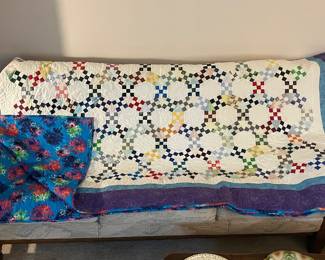 Quality Handmade Quilts *some quilt prices are firm and will not be reduced on Day 2