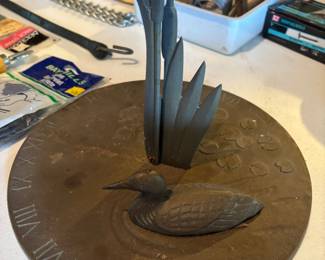 Loon sundial