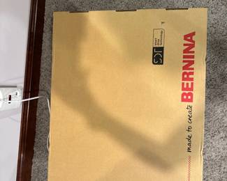 Bernina 880