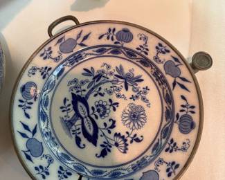Blue Onion Heated Plate