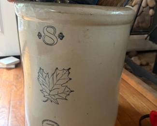 8 Gallon Crock