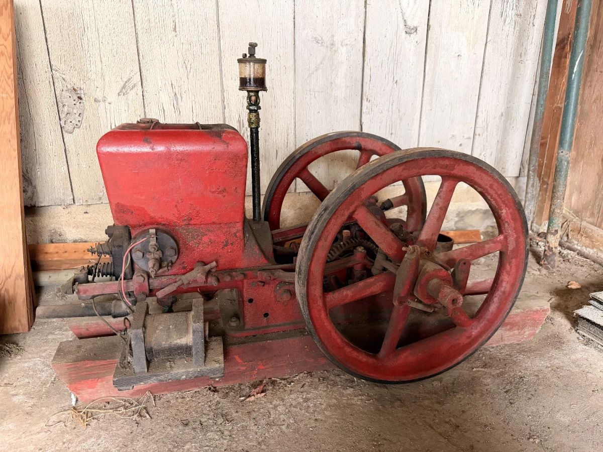 Hit & Miss Engine