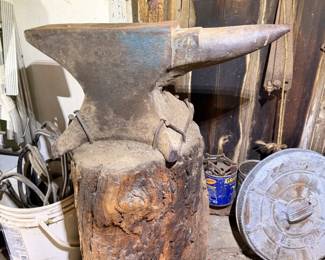 Arm & Hammer Antique Anvil