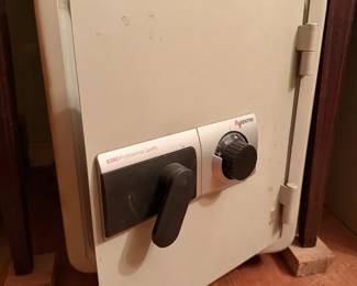 Safe - Has combination & paperwork