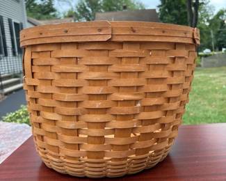 133 longabergerroundhandwovenbasket