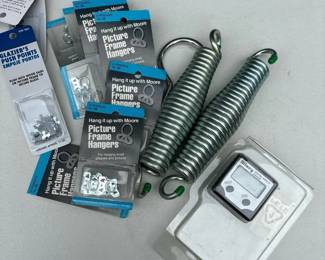 041 assortedhardwareandtoolaccessoriesl