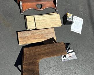 050 assortedwoodwallshelflot