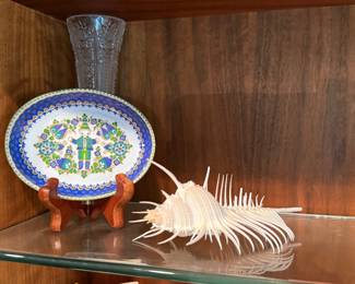 Arta enamel small dish; shell