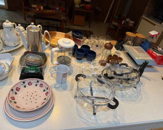 Kitchen wares