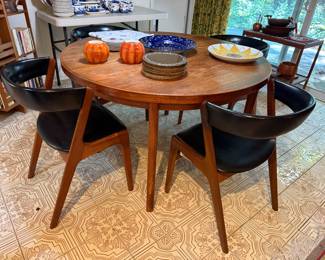 MCM kitchen set (chairs need TLC)