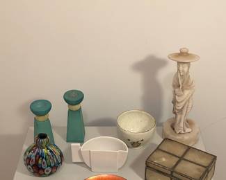 Collection of vintage objects 