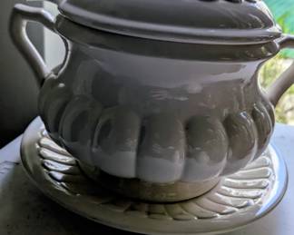 Toscany Japan White Soup Tureen set