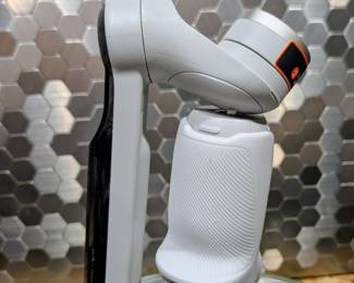 Insta 360 AI Tracker Gimbal Stablizer