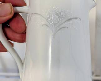 Noritake Casablanca creamer