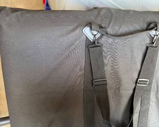Massage table with carry case