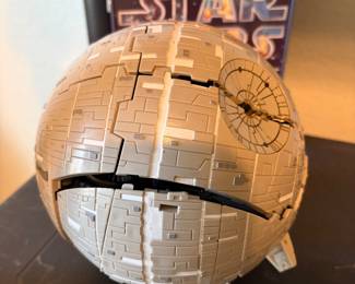 Vintage Hasbro 2007 Darth Vader Death Star Transformer