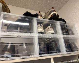 Men's shoes size 12