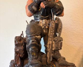 Marcus Fenix Statue Gears of War 3 Collectors Edition 