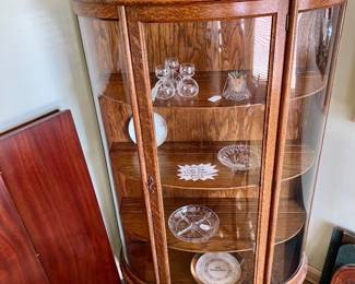 $450 Antique Tiger Oak Curved Glass Curio Cabinet (c.1900)
