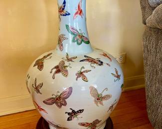 $150 Mid-Century "Hundred Butterflies" Jing de zhen Vase 23" w/ Wooden Base Stand