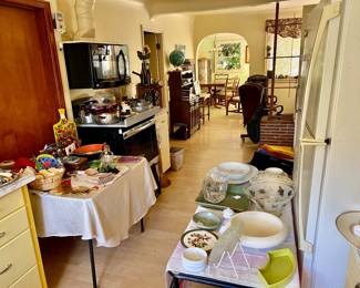 Kitchen Items, Cookware, Bakeware, Utensils, etc