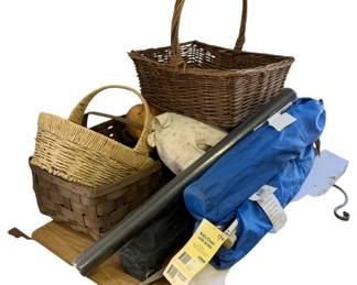 734 - Assorted items