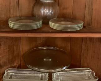 376 - Assorted Glass Items