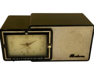 919 - Vintage Bulova Clock / Radio, Model 100 (Description): Used as is electric/electronic/mechanical item. No guarantee all components, untested. 6 x 11.5 x 5