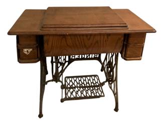 312 - Antique Treadle Sewing Machine - 29.5 x 36 x 18
