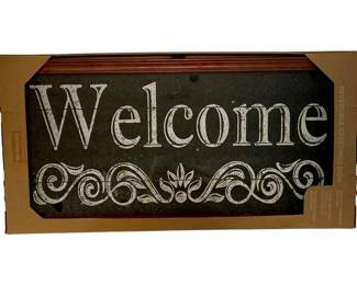 432 - 2 Wood Signs - Welcome & Thanks (Description): 17 x 34