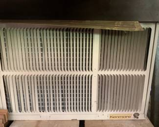 780 - Kenmore Air Condition - as is - 17 x 26 x 18