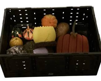 670 - Assorted Fall Decor Items