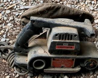514 - Craftsman Sander, Model 315 - 8 x 12 x 10 (Description): Used as is electric/electronic/mechanical item. No guarantee all components, untested.