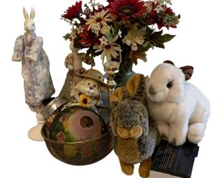 153 - Assorted Decor Items