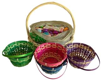 913 - Assorted Colored Easter Baskets