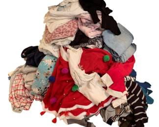 192 - Assorted Women's Clothes & More - Size M-L